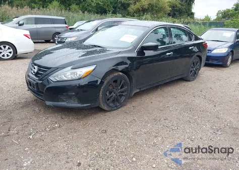 2018 Nissan Altima 2.5 Sr из США, поврежденный, VIN 1N4AL3AP8JC255137